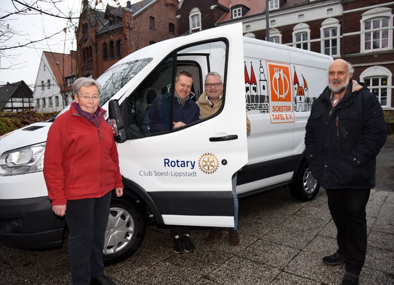 Neuer Kuehltranporter Soester Tafel 2018 web